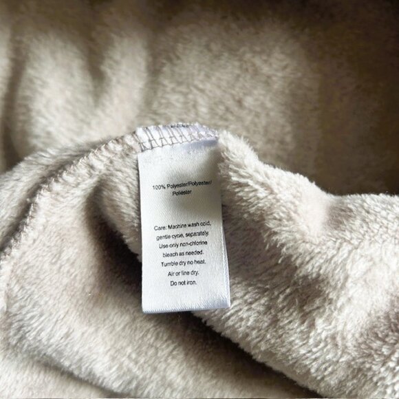 Daydreams Nightgown Robe Ladies M Beige Extra Soft Calf Length. - Picture 5 of 9